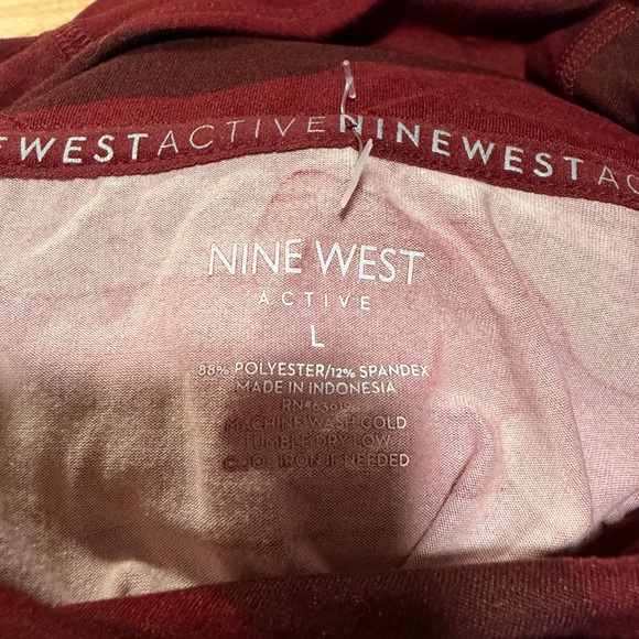 Nine West Red Blazer - Picture 10 of 10